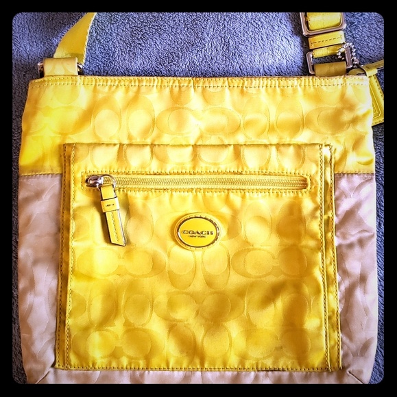 Coach Crossbody Purse - Picture 1 of 1